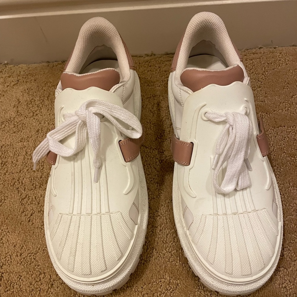 Dior ID sneakers!